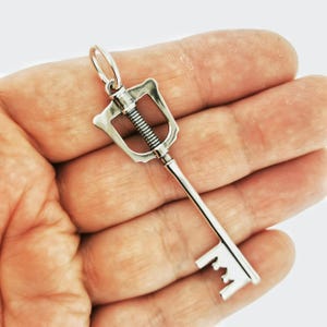 キングダム ハーツ キングダム キーブレード ペンダント KH キーブレード ペンダント ビデオゲーム ペンダント