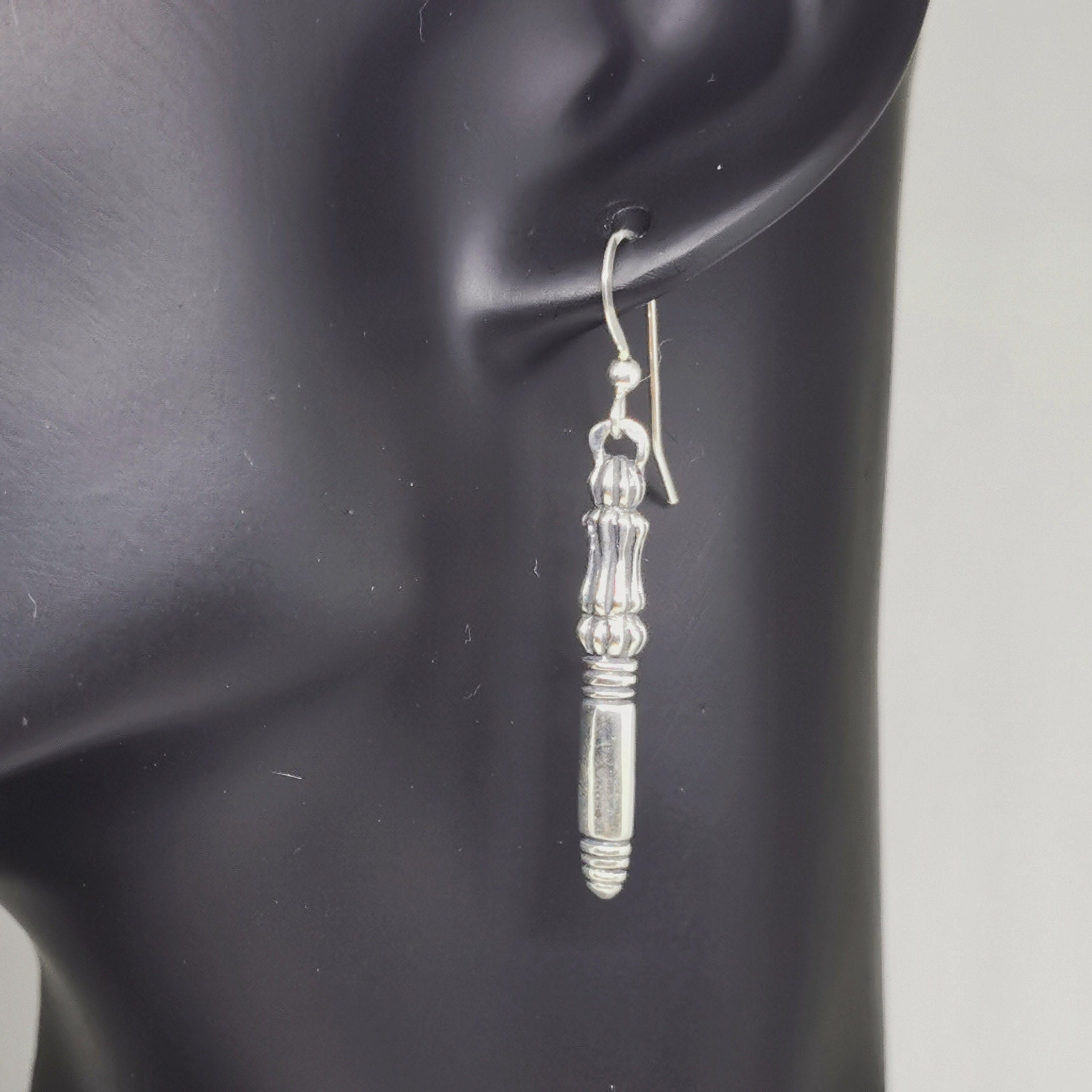 FFVII ダージュオブケルベロス シルバーイヤリング【ファイナル