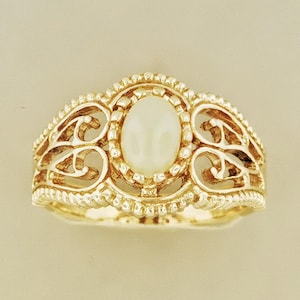 Filigraanring met Ethiopische opaal in sterlingzilver of antiek brons, gotische stijl opaalring Victoriaanse stijl ring Ethiopische opaalring