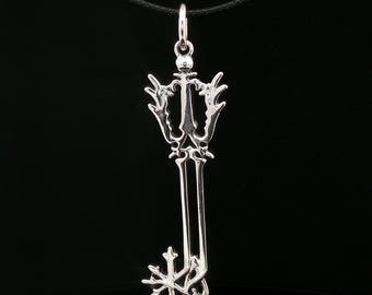 Kingdom Hearts Oathkeeper Keyblade Pendant KH Keyblade Pendant Video Game Pendant