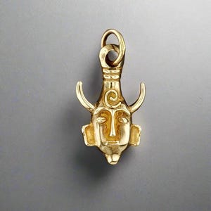 Samulet Godfinder Pendant in Antique Bronze Dean Pendant in Bronze Hunter Pendant Geeky Gift
