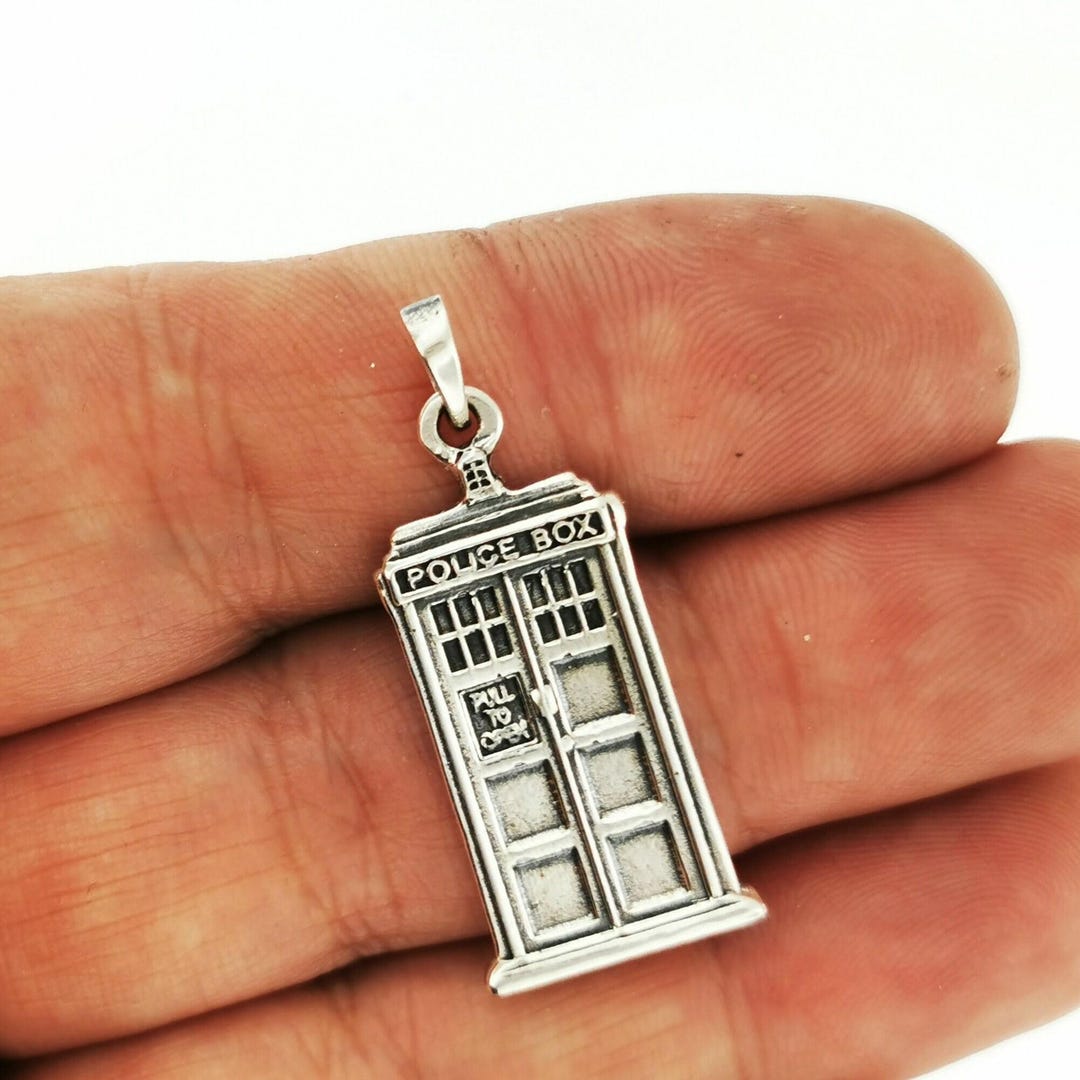 Handmade Tardis Pendant From Dr Who Dr Who Pendant Sci-fi Pendant Phone ...