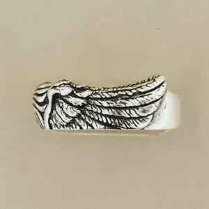 Final Fantasy 8 Squall Griever Ring, FF8 Sleeping Lion Heart Ring, FF88 Griever Ring, Final Fantasy Jewelry, Final Fantasy Ring, Squall lion Ring, Squall Cosplay Ring, Final Fantasy 8 Ring, Silver Griever Ring, Gamer Silver Ring, Silver FF8 Ring