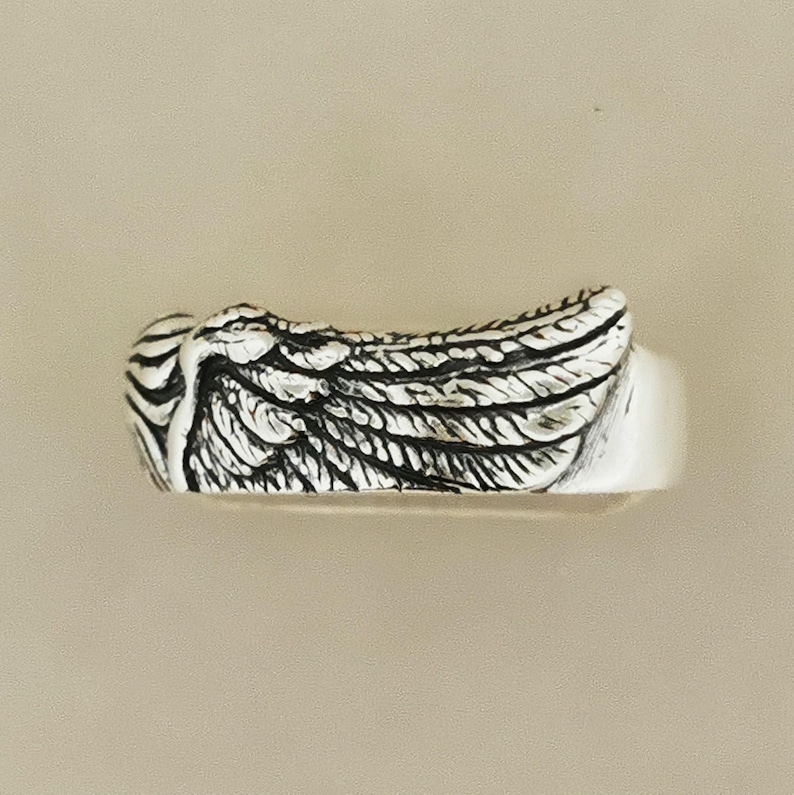 Final Fantasy 8 Squall Griever Ring, FF8 Sleeping Lion Heart Ring, FF88 Griever Ring, Final Fantasy Jewelry, Final Fantasy Ring, Squall lion Ring, Squall Cosplay Ring, Final Fantasy 8 Ring, Silver Griever Ring, Gamer Silver Ring, Silver FF8 Ring