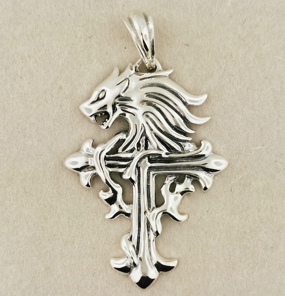 FINAL FANTASY VIII シルバーネックレス Final Fantasy VIII Large Squall Leonhart Griever Necklace Sterling