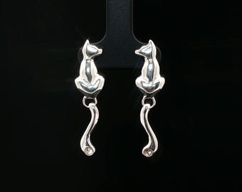 Final Fantasy XIII-2 Serah Cat Earrings in Sterling Silver Final Fantasy Earrings FF13-2 Earrings Cat Earrings Final Fantasy Jewelry