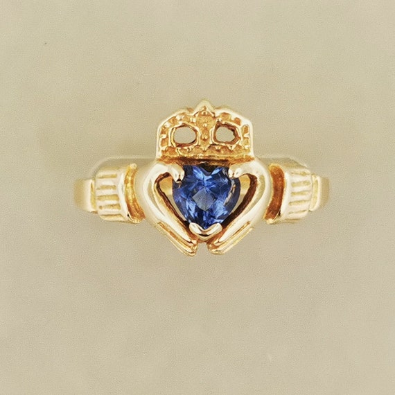 Anillo claddagh historia clearance