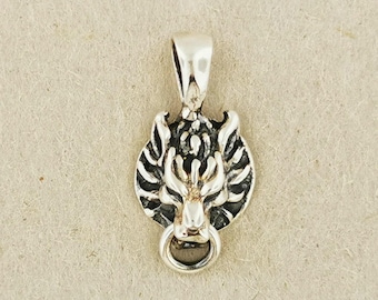 クラウド・ストライフ フェンリル・ウルフ：ファイナルファンタジー7