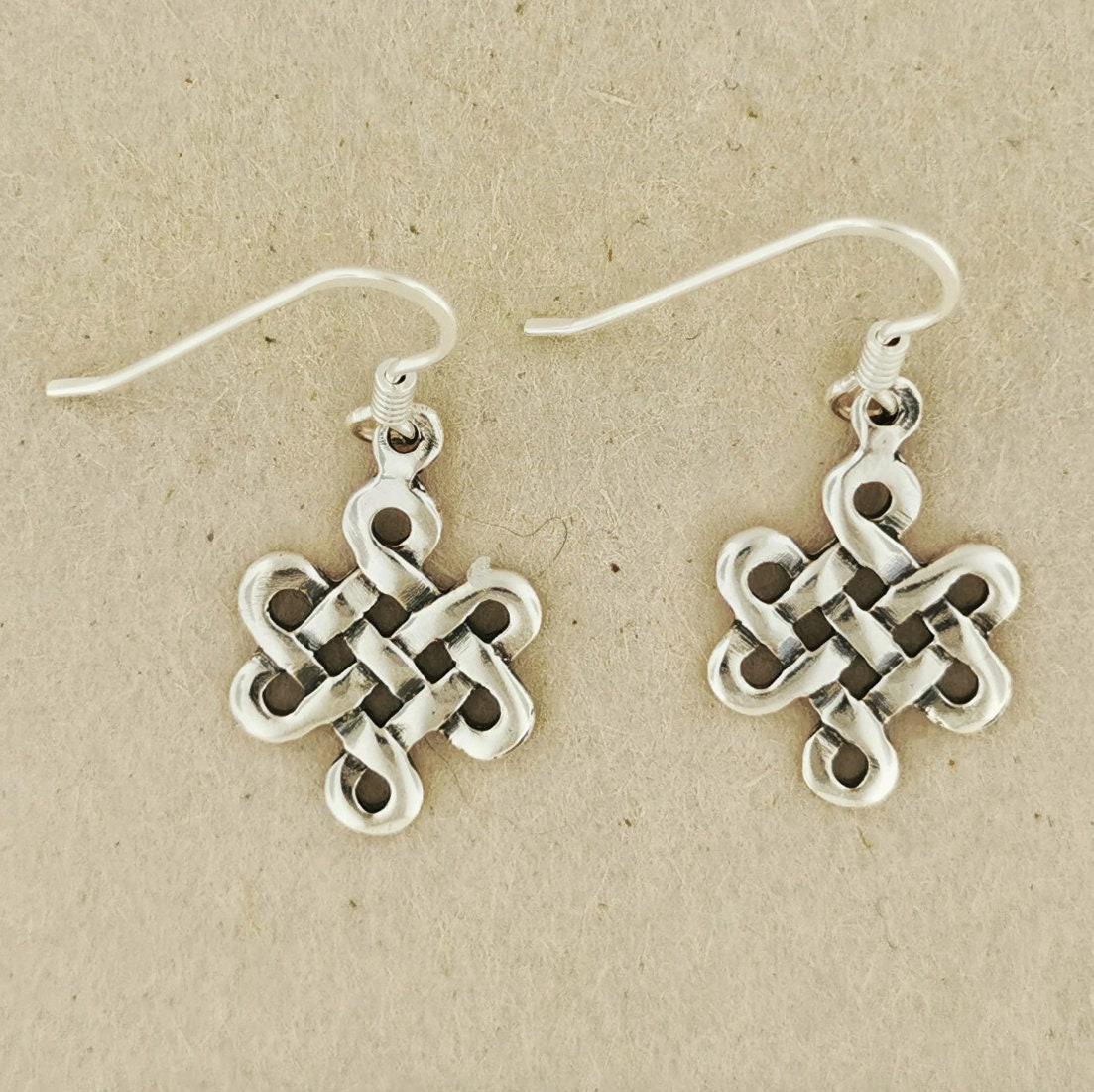 Orecchini a gancio in argento sterling fatti a mano: gioielli pendenti di design - Italia Orecchini a gancio in argento sterling fatti a mano: gioielli pendenti di design - Italia