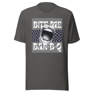 Camiseta unisex súper suave Bite Me BBQ (901 Pig BBQ)