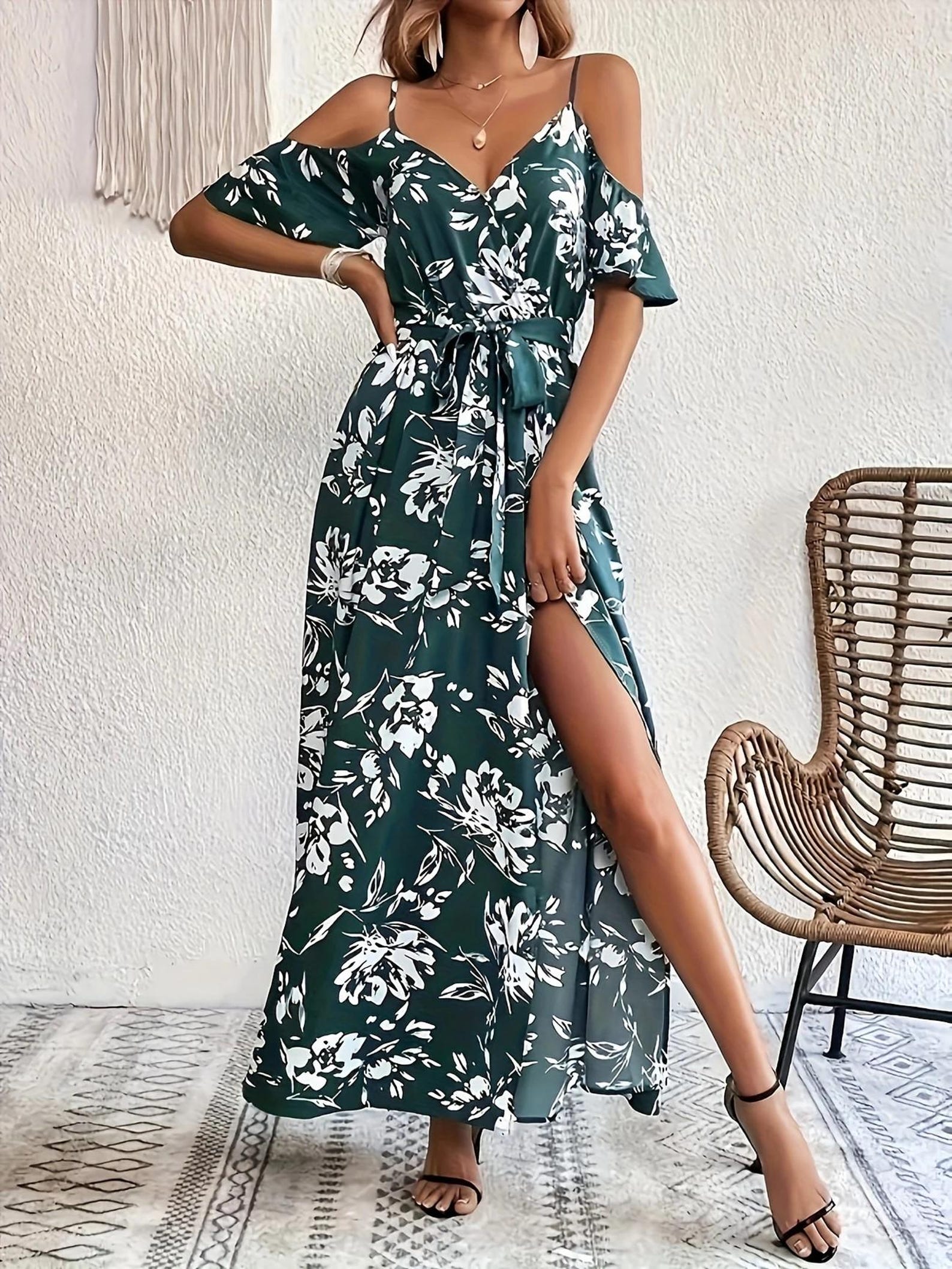 Elegant Striped Printed Off-shoulder Pleated Bandeau Maxi Dress main image 1