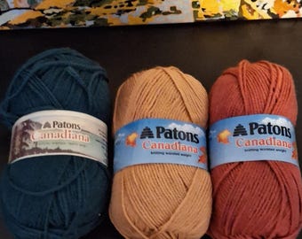 Patons Canadiana Yarn, Mult colors