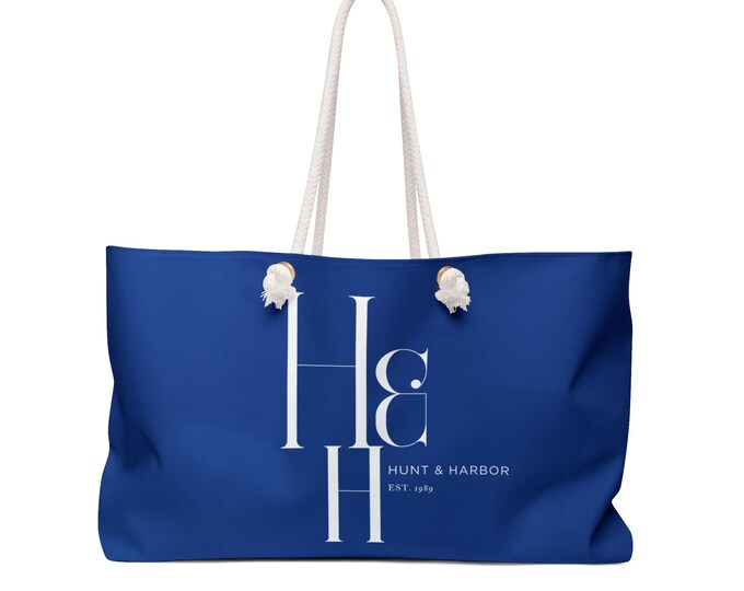 Hunt & Harbor Stylish Beach or Pool Tote with Monogram (Navy/White)