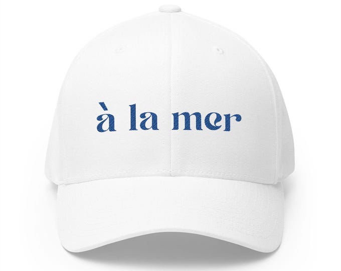 A La Mer Crab Embroidered Cap (Light) - Hunt & Harbor
