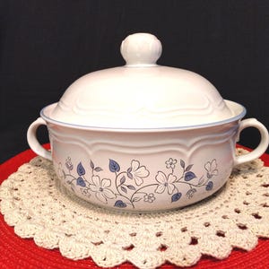 Vintage Stoneware Casserole Dish with Lid: Covington Avondale, Blue Floral