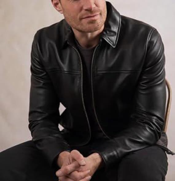 Men's Lambskin Leather Motorcycle Jacket: Classic Racing Style