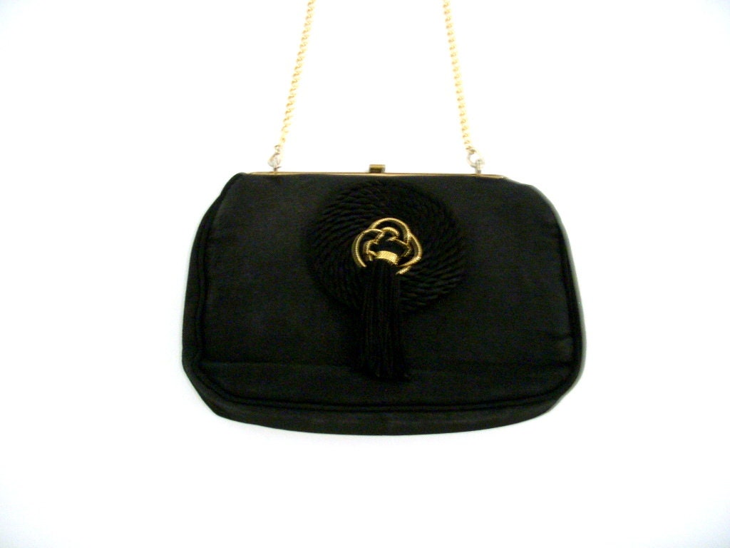 Chanel CC Logo Tassel Chain Shoulder Bag Red Lambskin
