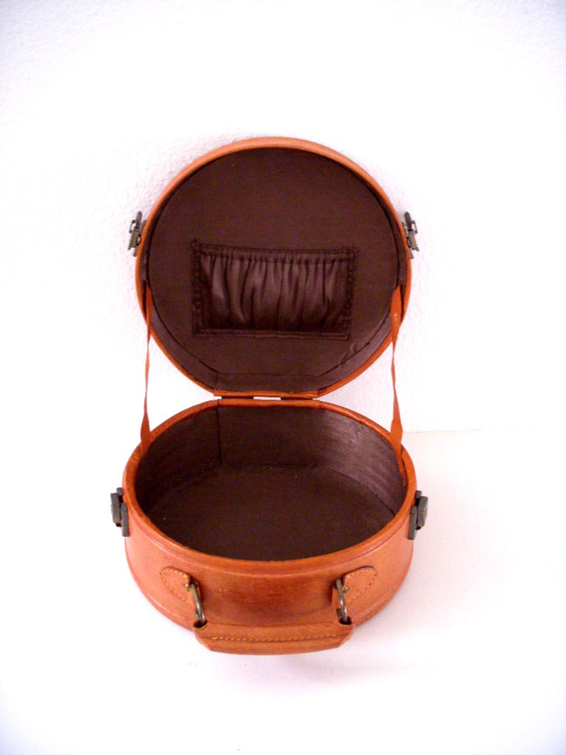 Vintage 50s Brown Leather Round Train Case Mid Century Small Etsy