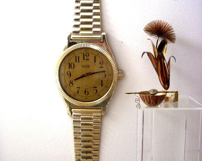 HUGE Vintage Wrist Watch Wall Clock 3 1/2 Foot Tall Novelty Wall Clock