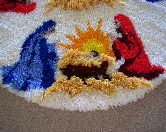 Vintage NATIVITY Latch Hook Christmas Tree Skirt 39 Nativity Scene Xmas