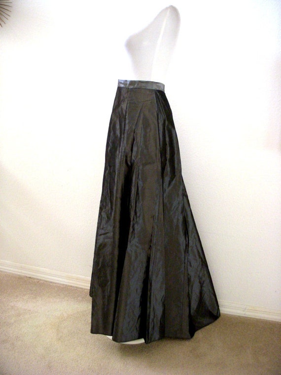 Elegant Silver Gray Satin Evening Skirt with Trai… - image 3