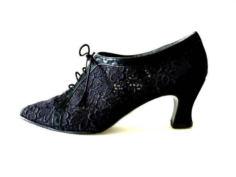 stuart weitzman lace up booties