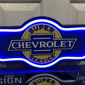 新しい 11 インチ x 17 インチの Chevy LED サイン 1 個。プラグインまたは電池を使用できます。
