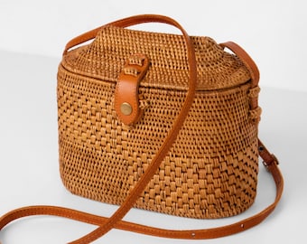 Bolso de ratán estilo pagoda - Bolso de verano hecho a mano - Bolso de paja para mujer - Regalo para ella - Bolso de playa cruzado - Monedero de ratán balinés - Bolso bohemio tejido