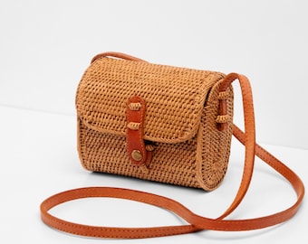 Mini Wallet Rattan Bag - Handmade Summer Bag - Women Straw Bag - Gift For Her - Crossbody Beach Bag - Bali Purse - Handwoven Boho Bag