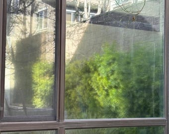 Película para ventanas plateada con efecto espejo unidireccional: tintado de privacidad con adherencia estática, control de calor y bloqueo UV para el hogar, puertas corredizas y oficina, 44,5 x 200 cm