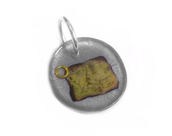 LOTR Dog & Cat ID Tag - Small Round Silver DogTag -Map of Middle Earth and The One Ring - Inspired by Lord of the Rings The Hobbit Accessory