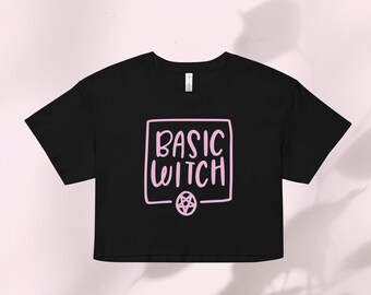 Koszulka damska z krótkim topem i motywem czarownicy, Basic Witch, prezent dla niej w postaci koszulki czarownicy