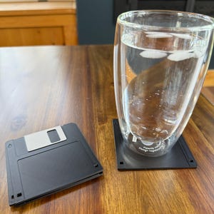 Retro Floppy Disk Coasters – Geeky Drink Coasters for Tech Lovers & Gamers | Fun Nostalgic Home Décor