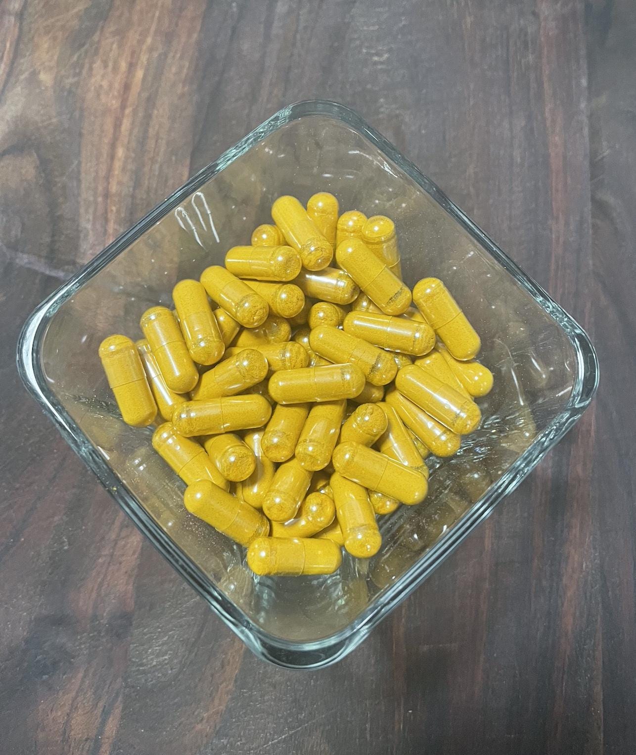 Organic Turmeric Root 800mg herbal supplement capsules