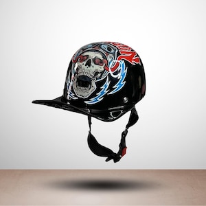 Casco Snapback personalizado con diseño de calavera, hecho a mano, para motociclistas de chopper y bobber.