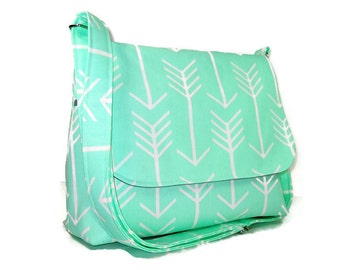 Mint Green Purse, Women's Messenger Bag, Arrow Bag, Handmade Crossbody Bag, Shoulder Bag, Fabric Purse, Cross Body Bag, Green Pocketbook