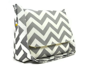 Gray Chevron Handbag, Women's Messenger Bag, Gray Chevron Purse, Gray Zig Zag Crossbody Bag, Chevron Purse, Gray White and Yellow Messenger