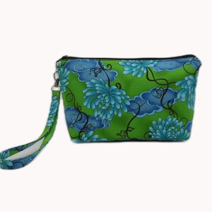 9 Inch Water Lily Wristlet, Fabric Phone Clutch, Flat Bottom Pouch, Blue Green Wristlet, Removable Strap Wristlet, Cotton Wrist Bag image 5