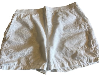 Banana Republic linneblandningsshorts platta fickor fram vita L (32x4) resemysiga