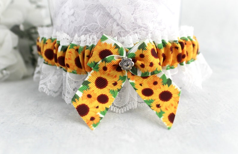 Sunflower Garter for Bride Rustic Wedding Lace garter. Sunflower Bridal Garter Sunflower Wedding Garter Sunflower Wedding