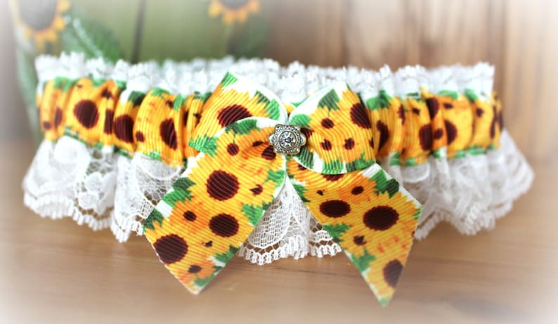 Sunflower Garter for Bride Rustic Wedding Lace garter. Sunflower Bridal Garter Sunflower Wedding Garter Sunflower Wedding