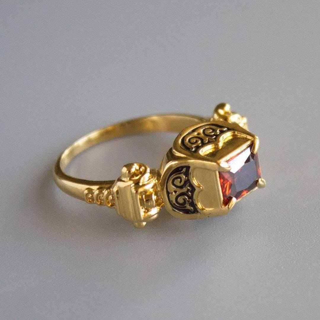 Elizabethan Ring With Table-cut Red Gem - Etsy