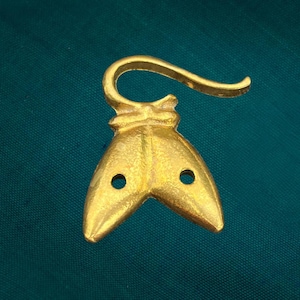 Triangular Brass Hook for 16th Century Rapier Hanger Sword Belts