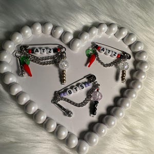 Brosche, Taschenanhänger, Schlüsselanhänger, Schlüsselband, KPop Freebies