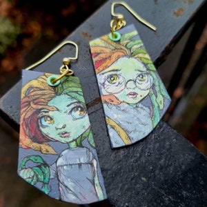 Pendientes de Medusa Kawaii pintados a mano, inspirados en la muñeca Blythe, naranja y verde, mitología griega.