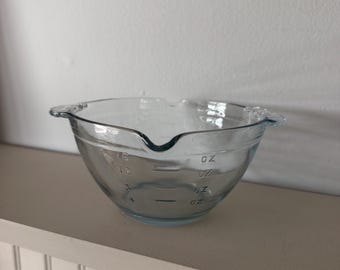 Vintage Anchor Hocking Sapphire Blue Glass 2-Cup Measuring Cup, 1940s Kitchenware