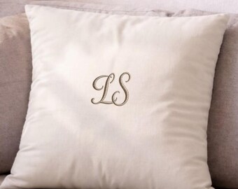 Embroidered luxury Initials Name Pillow Case, Elegant Embroidery, Wedding Gift, Custom Script, Timeless Bedding