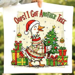 Árbol de Navidad de ganso divertido PNG, cita de "Uy, otro árbol", clipart de humor navideño para camisetas y tazas, 300 DPI