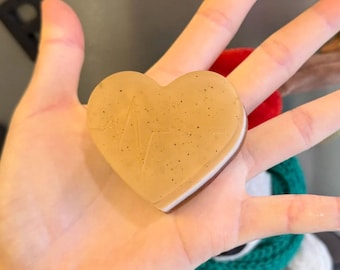 Porta plantas de aire de piña de crochet como regalo para ella, Planta de aire de piña dorada, Planta de piña PrintAPot, Contenedor de aire