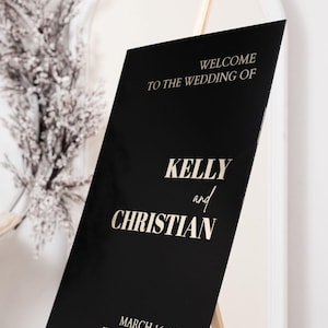 Black Acrylic Wedding Welcome Sign: Modern Reception Decor